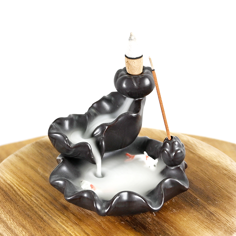 Keramik Wasserfall Backflow Weihrauch Brenner Lotus Style Design Zwei Goldfische spielen