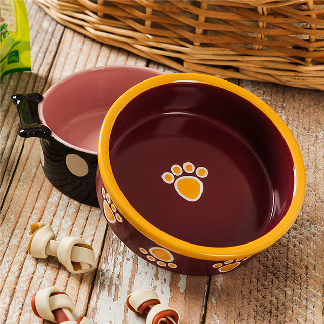 Kaffee Farbe Round Edge Bowl Bottom Printing Hund Fußabdrücke Bild Keramik Dog Bowl Keramik Pet Feeder