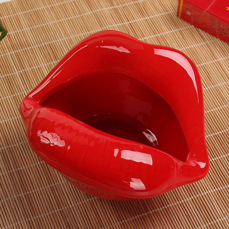 Perfekte Lippen Keramik Red Lip Aschenbecher kaum öffnen