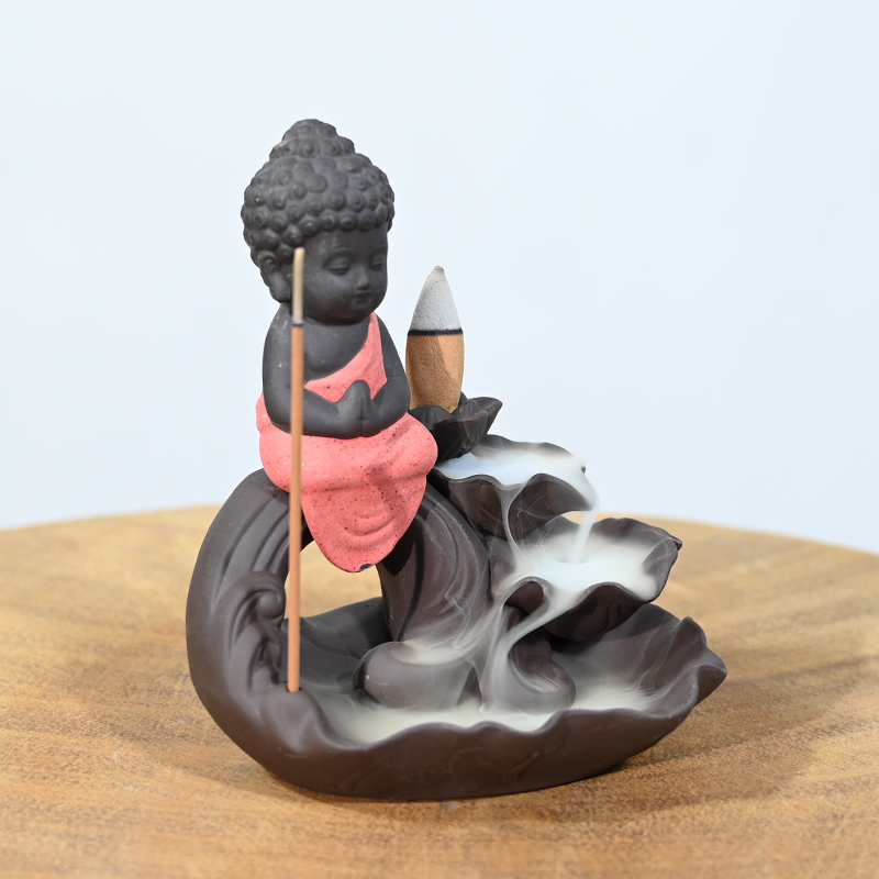 Keramischer roter Ganesha Smoke Backflow Cone Räucherstäbchenhalter